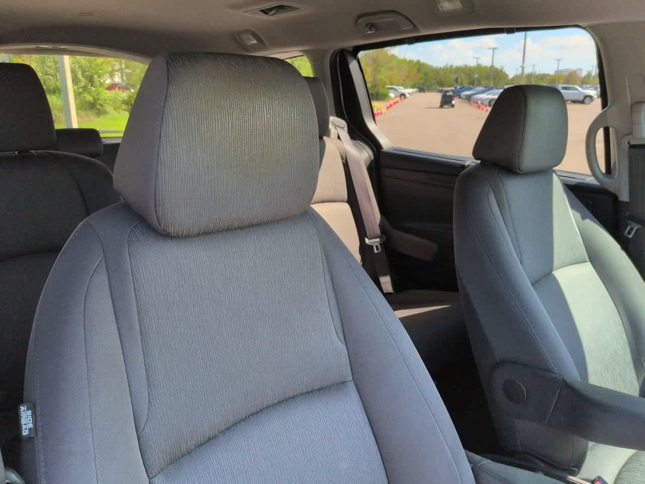 Used 2018 Honda Odyssey EX image 7