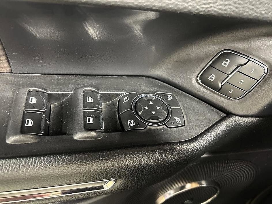 Used 2020 Ford Expedition Limited w/ Texas Edition Package AWD/4WD image 10