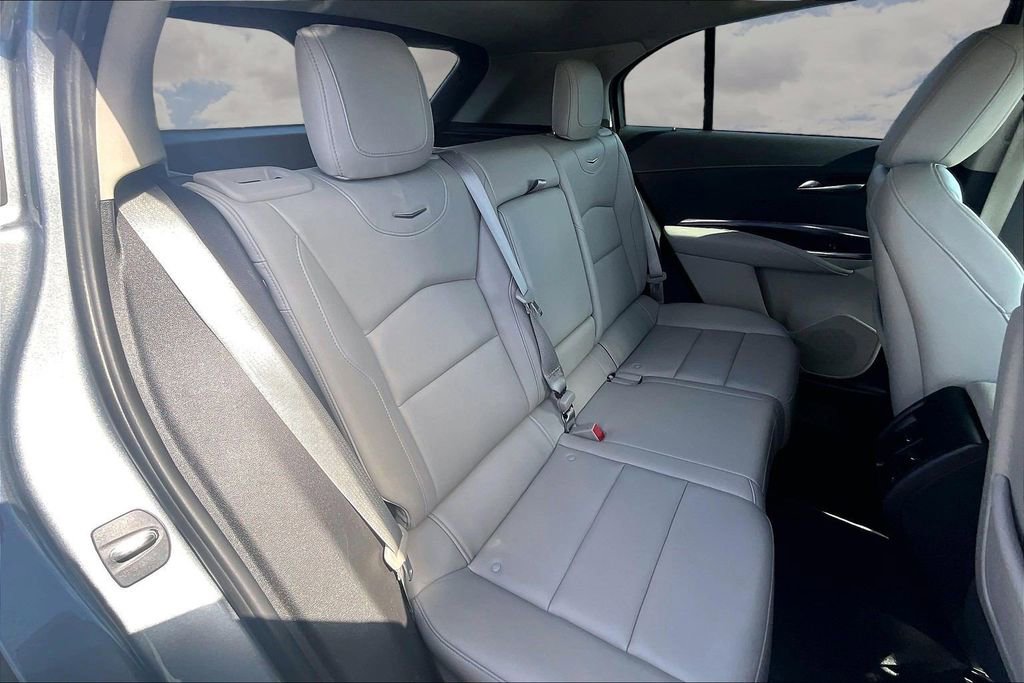 Certified 2023 Cadillac XT4 Luxury w/ Driver Awareness Package image 25