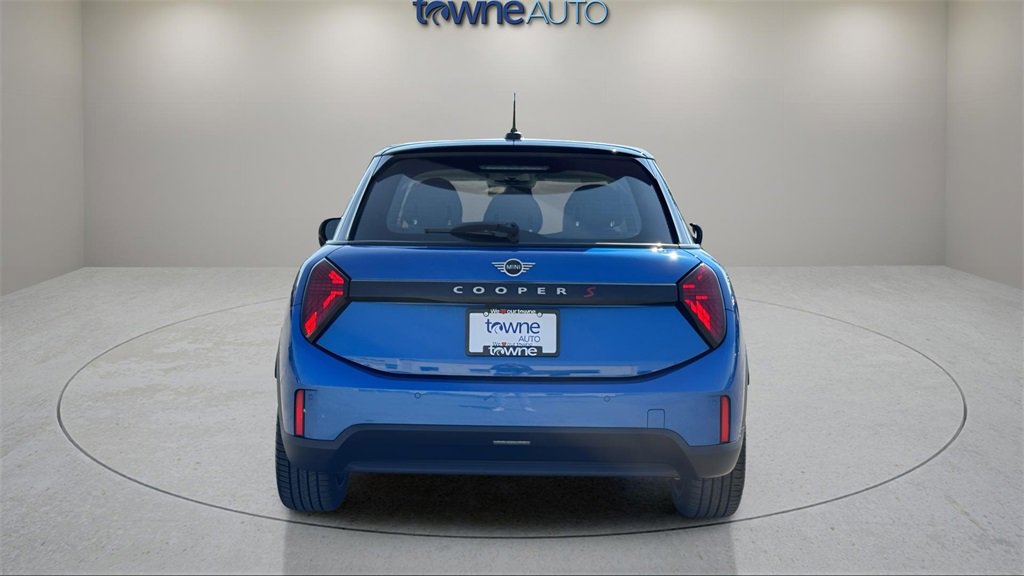 Used 2025 MINI Cooper S image 4