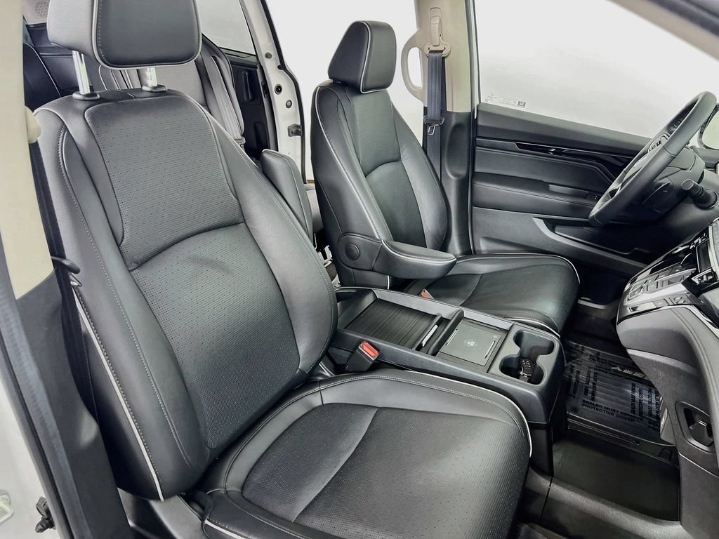 Used 2025 Honda Odyssey Elite image 32