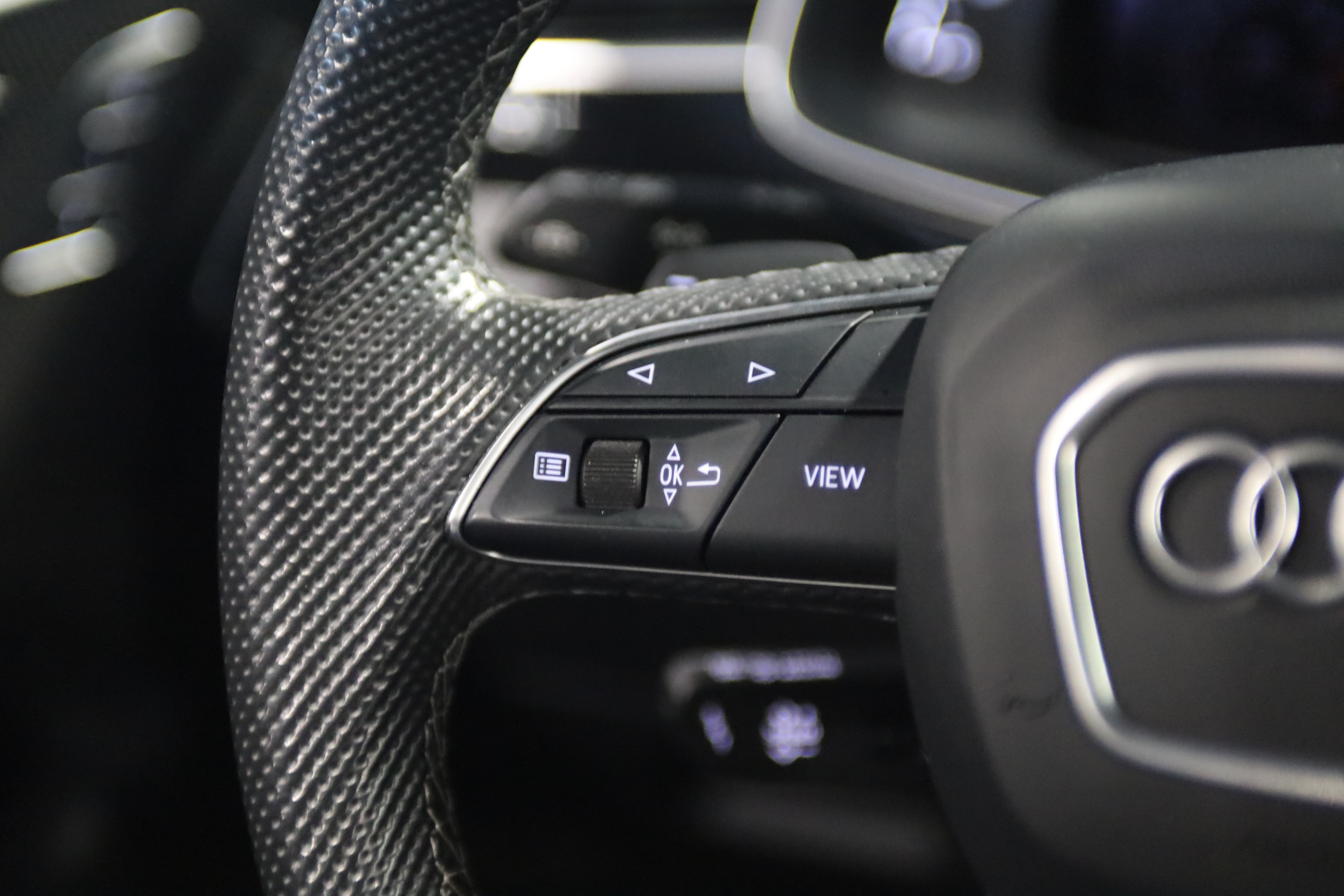 Used 2022 Audi SQ8 Premium Plus AWD/4WD image 22