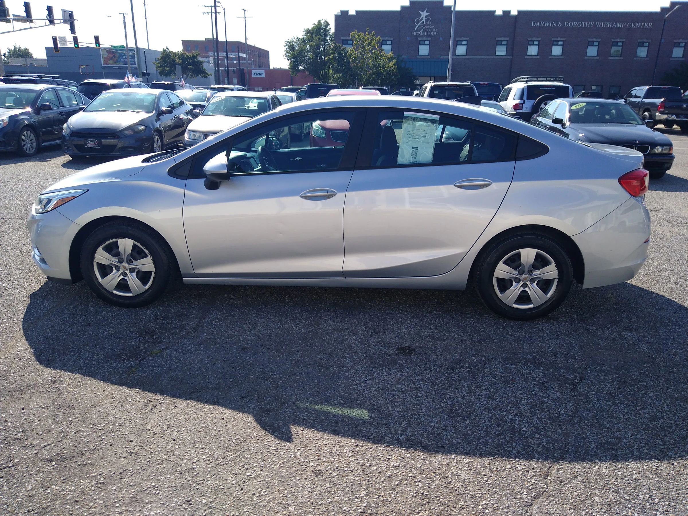 Used 2017 Chevrolet Cruze LS image 6