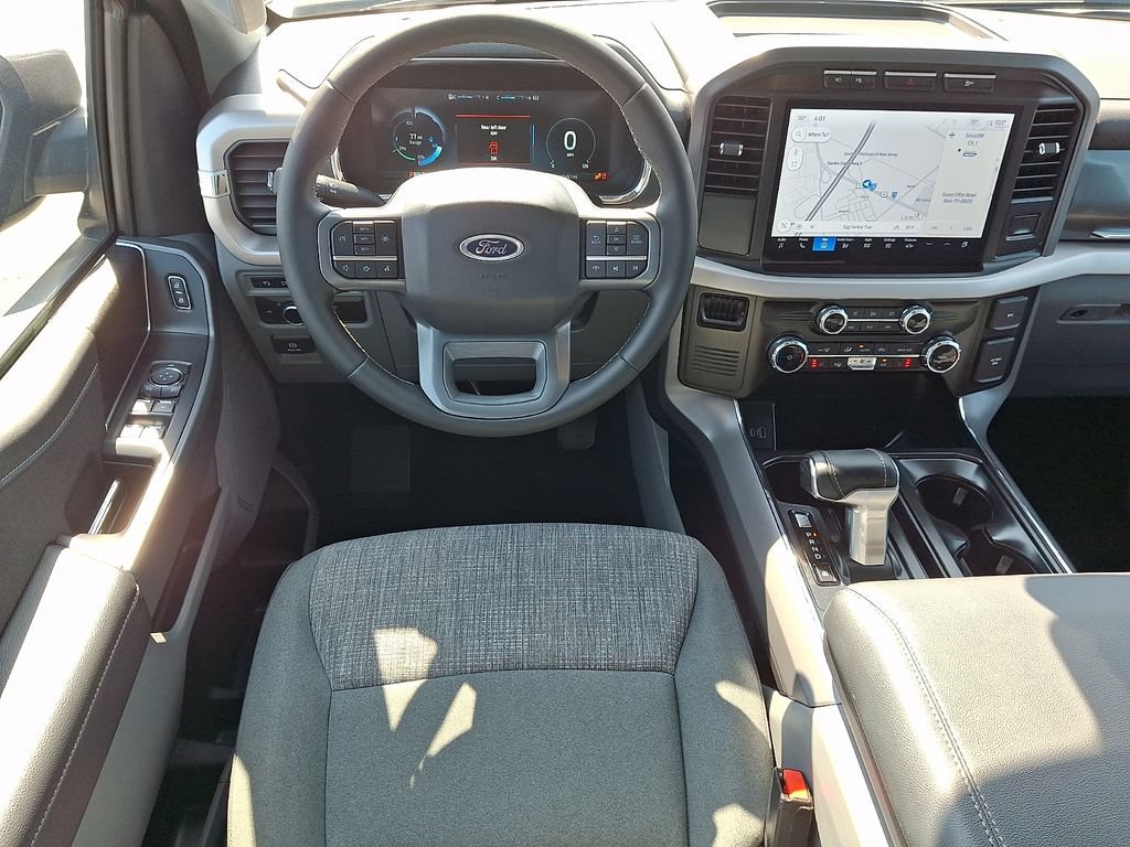 Used 2023 Ford F150 Lightning XLT AWD/4WD image 11
