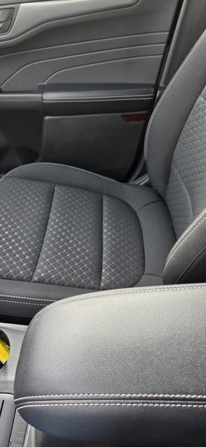 Used 2025 Ford Escape Active image 24