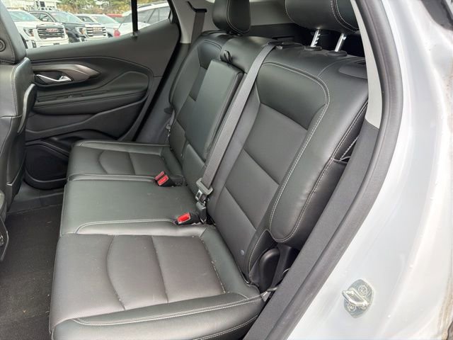 Used 2022 GMC Terrain SLT image 18