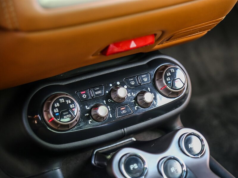Used 2010 Ferrari California RWD image 36