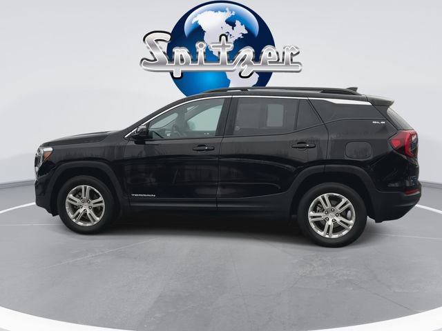 Used 2023 GMC Terrain SLE w/ Driver Convenience Package image 6