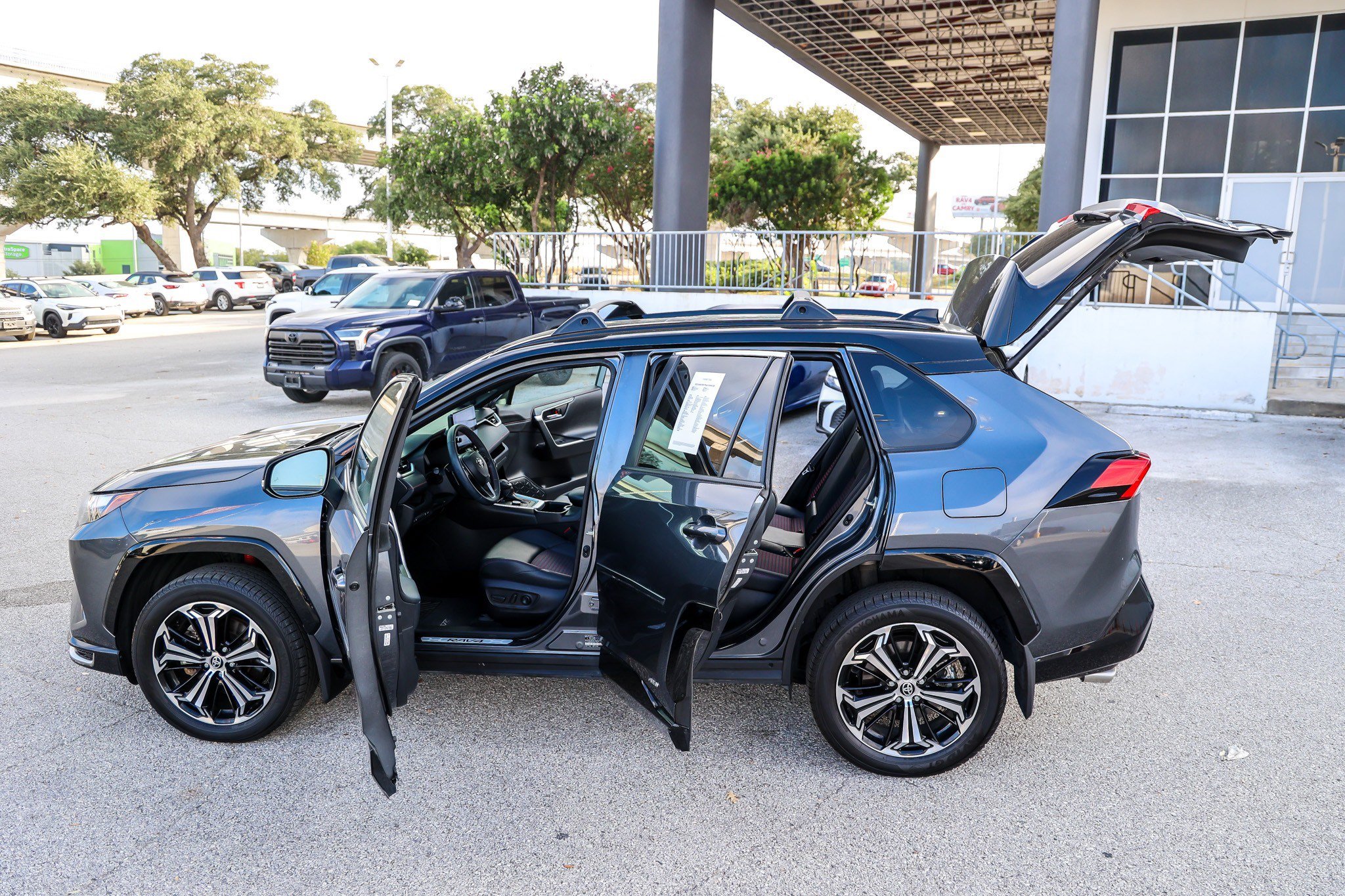 Certified 2025 Toyota RAV4 XSE AWD/4WD image 11