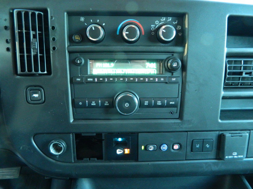 Used 2020 Chevrolet Express 2500 w/ Safety Package RWD image 19