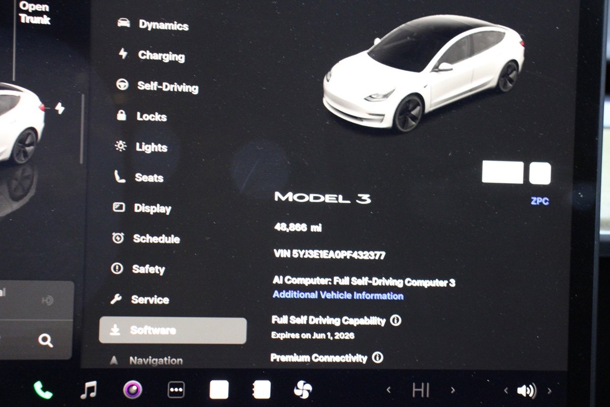 Used 2023 Tesla Model 3 Standard Range RWD image 47