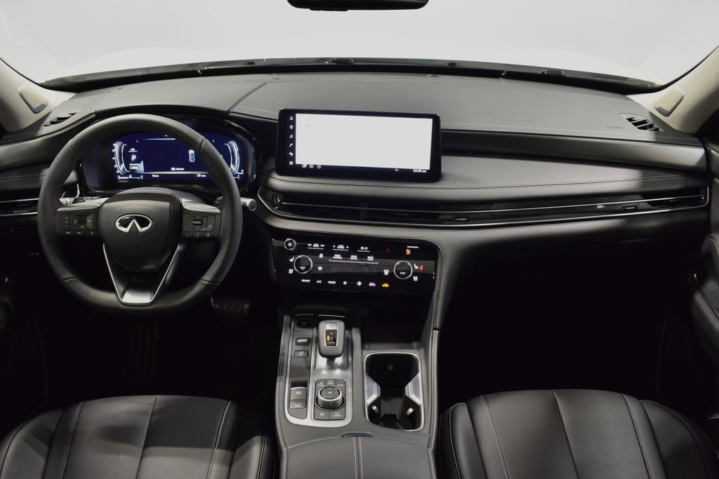 New 2026 INFINITI QX60 Luxe w/ Family Package image 13