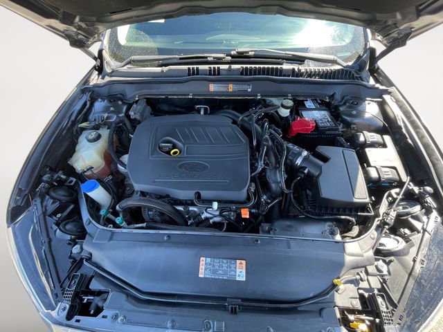 Used 2017 Ford Fusion SE w/ Equipment Group 201A image 26