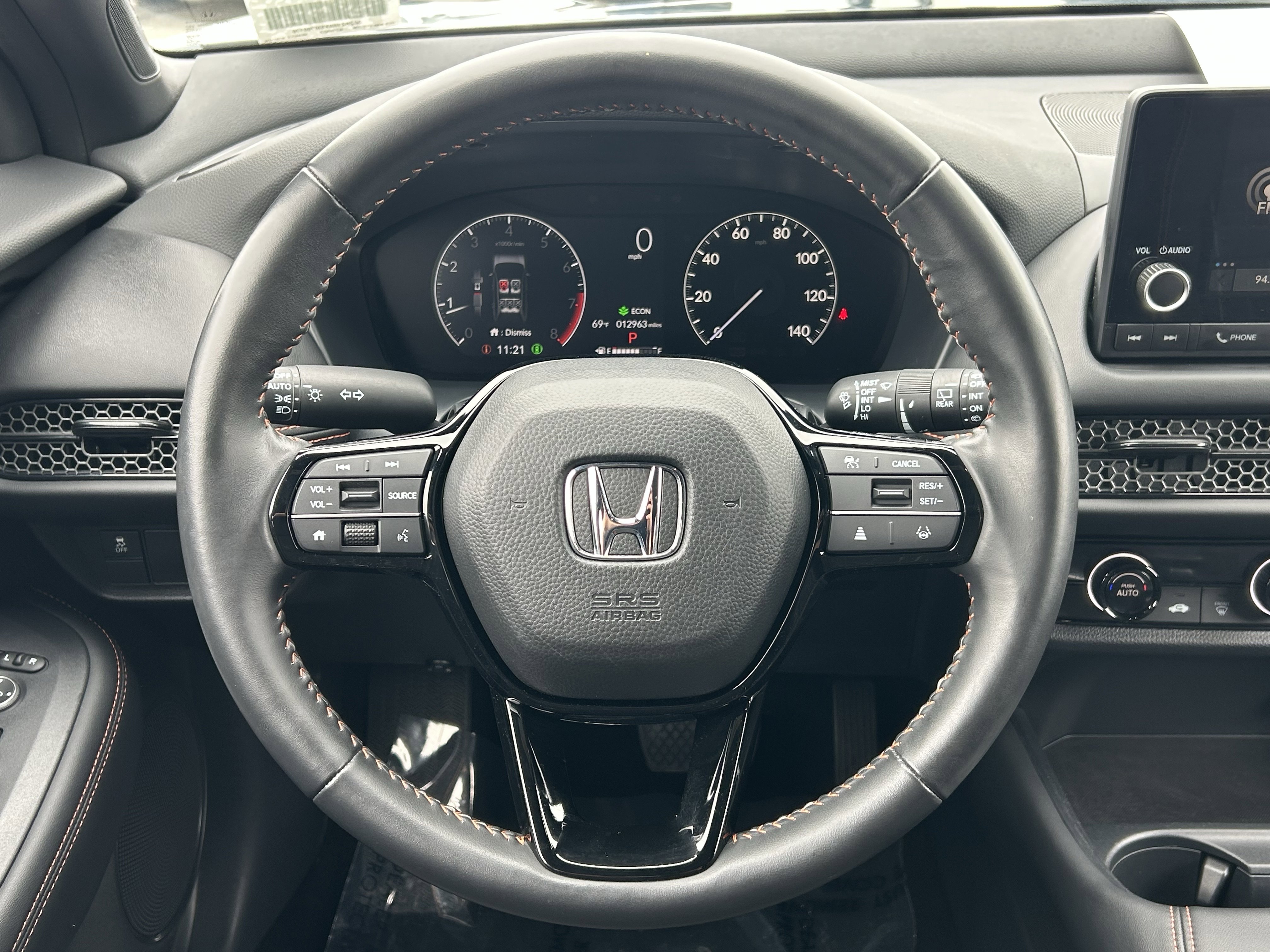 Certified 2025 Honda HR-V Sport image 19