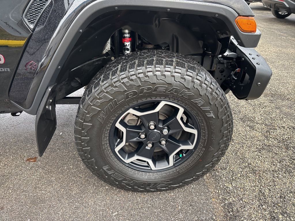 Used 2020 Jeep Gladiator Rubicon image 12