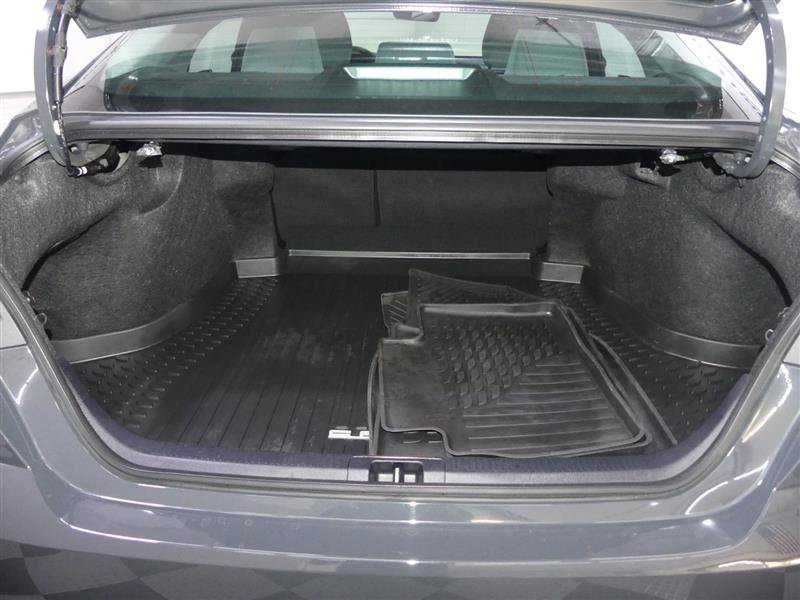 Used 2025 Toyota Camry LE w/ Convenience Package AWD/4WD image 9