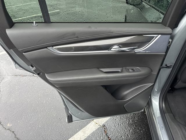 Used 2024 Cadillac XT6 Sport image 37