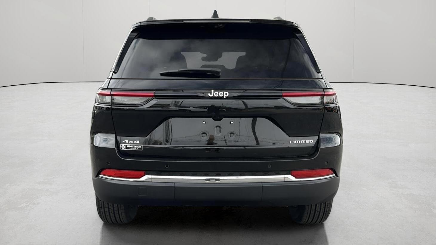New 2025 Jeep Grand Cherokee Limited w/ Luxury Tech Group II image 5