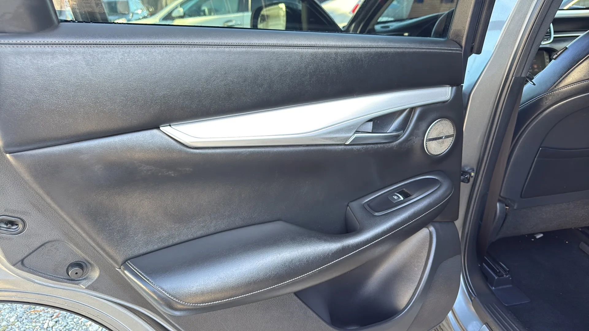 Used 2019 INFINITI QX50 Essential w/ Premium Heat Package image 29