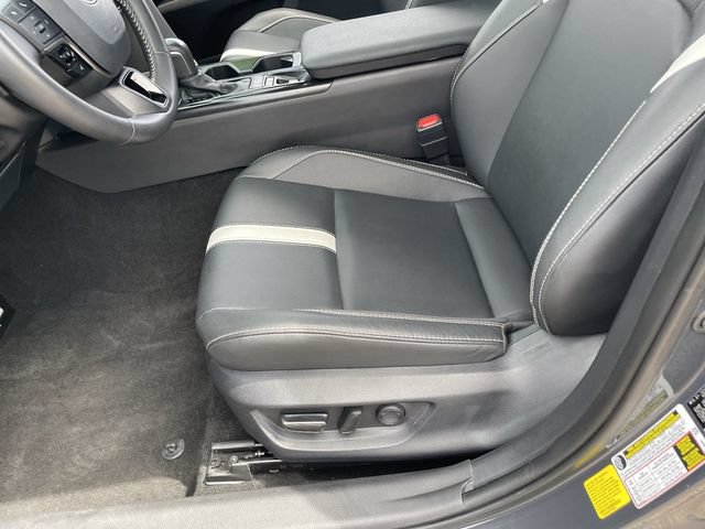 Used 2026 Toyota Camry SE FWD image 20