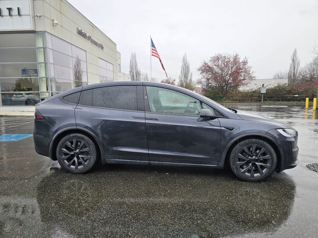 Used 2024 Tesla Model X Long Range image 8