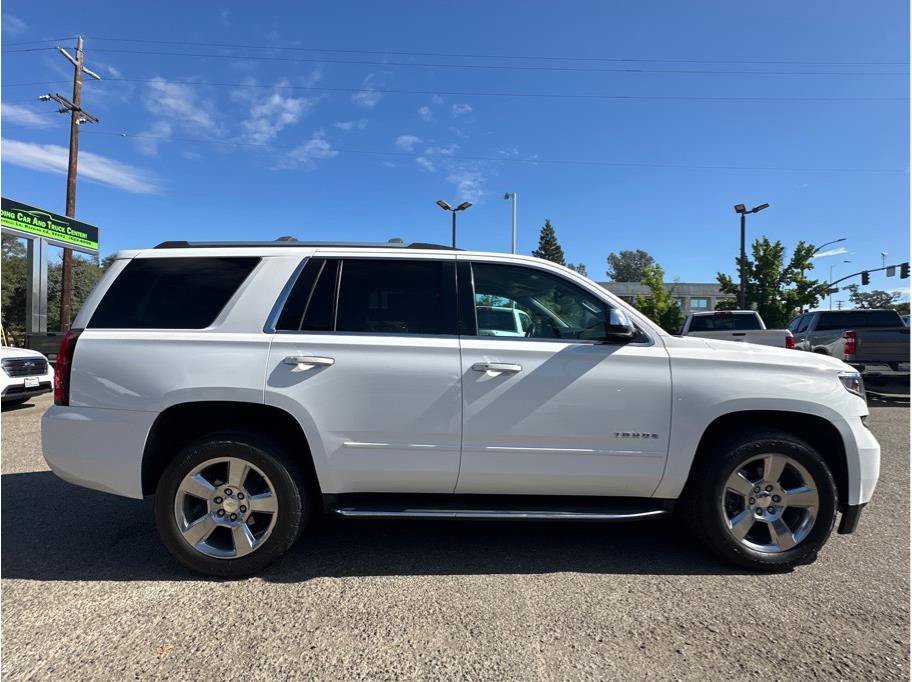 Used 2018 Chevrolet Tahoe Premier AWD/4WD image 8