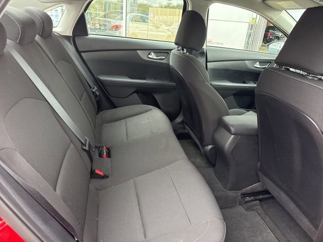 Used 2020 Kia Forte LXS FWD image 28