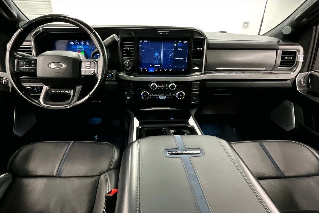 Used 2025 Ford F250 Platinum AWD/4WD image 17