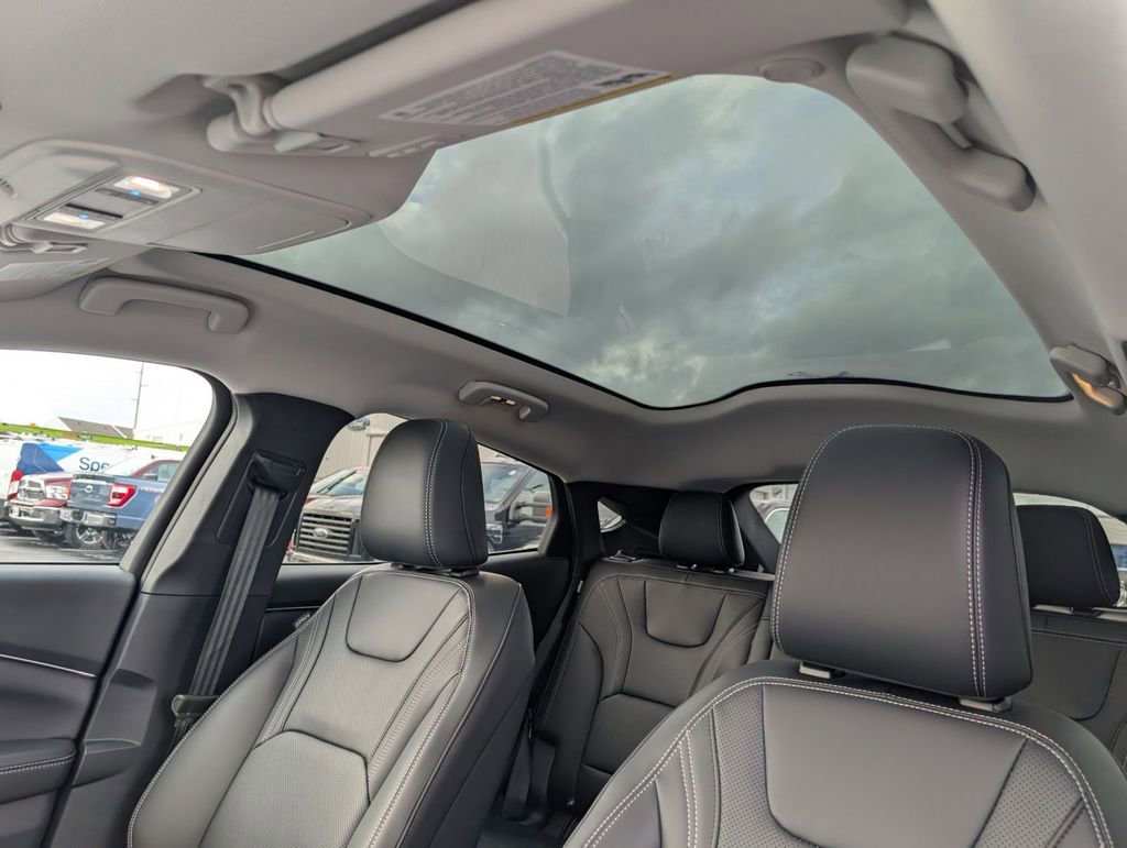 New 2025 Ford Mustang Mach-E Premium image 5