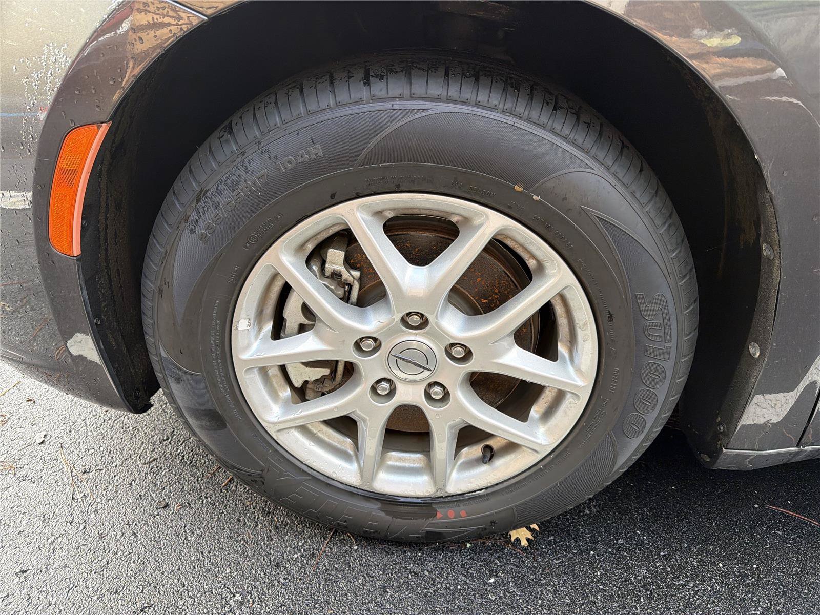 Used 2023 Chrysler Pacifica Touring-L FWD image 7