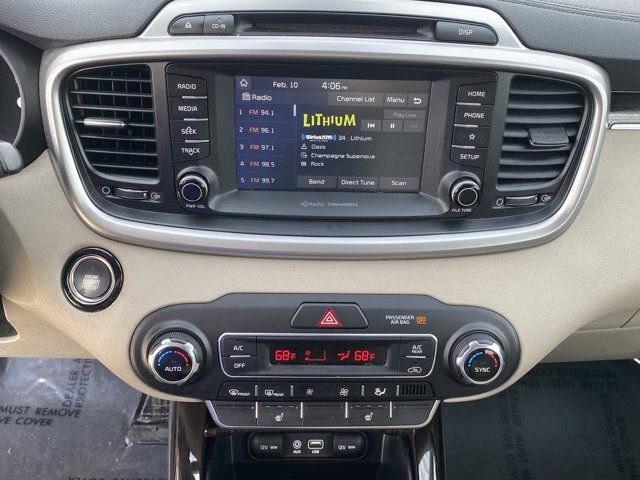 Used 2019 Kia Sorento EX image 10