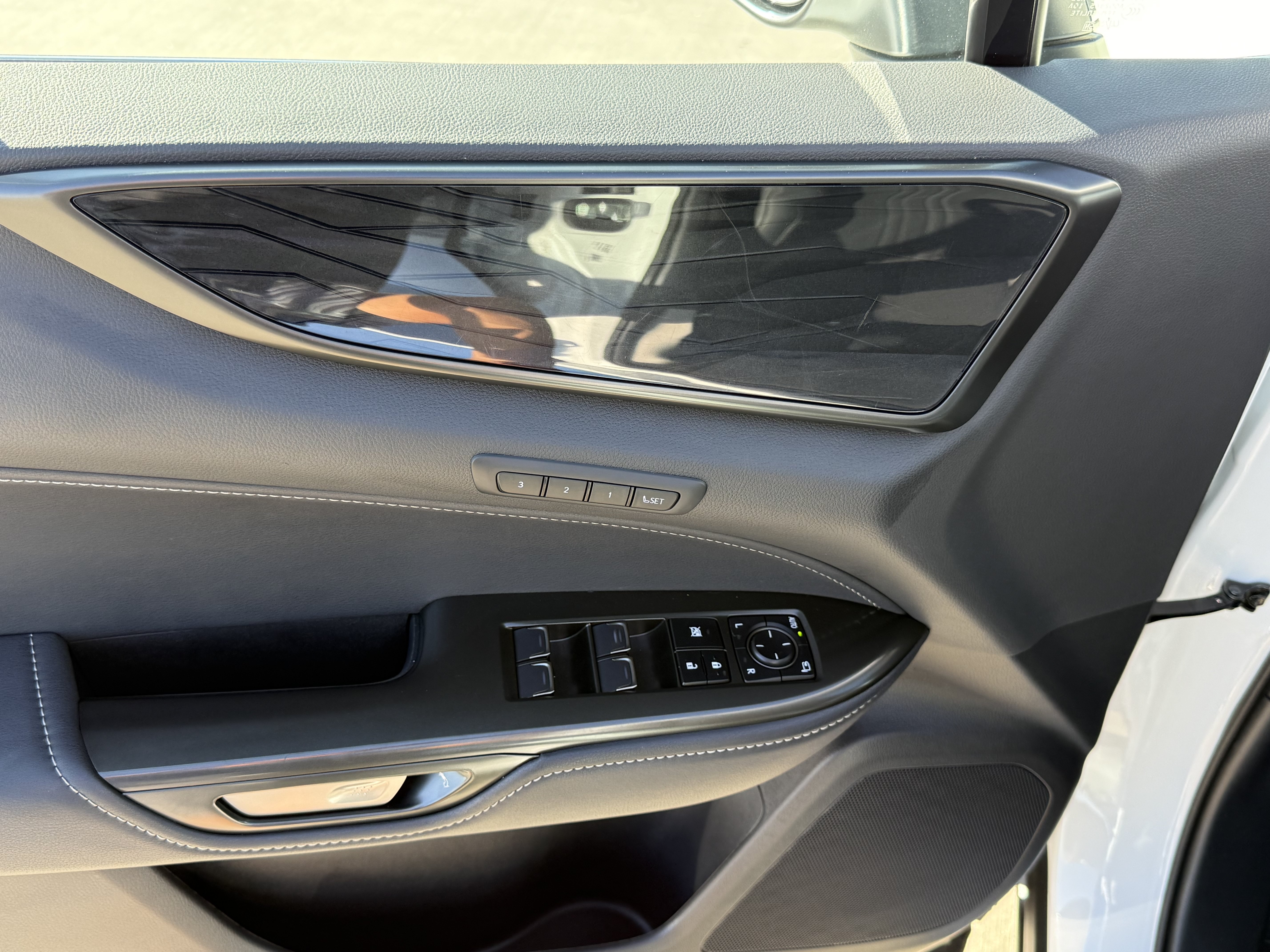 Certified 2026 Lexus NX 350h AWD w/ Accessory Package (2T) image 18