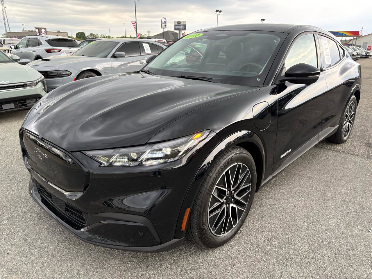 Used 2025 Ford Mustang Mach-E Premium image 7