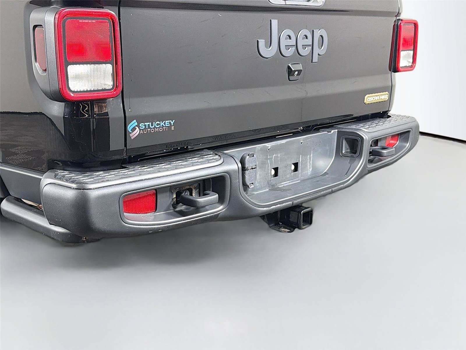 Used 2023 Jeep Gladiator Sport AWD/4WD image 40