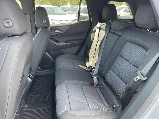 New 2027 Chevrolet Equinox LT w/ LPO, Floor Liner Package FWD image 22