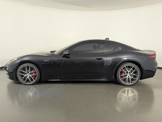 Used 2024 Maserati GranTurismo Trofeo image 5
