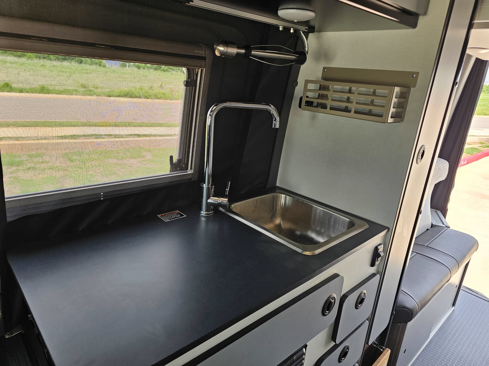 Used 2022 Mercedes-Benz Sprinter 2500 image 3