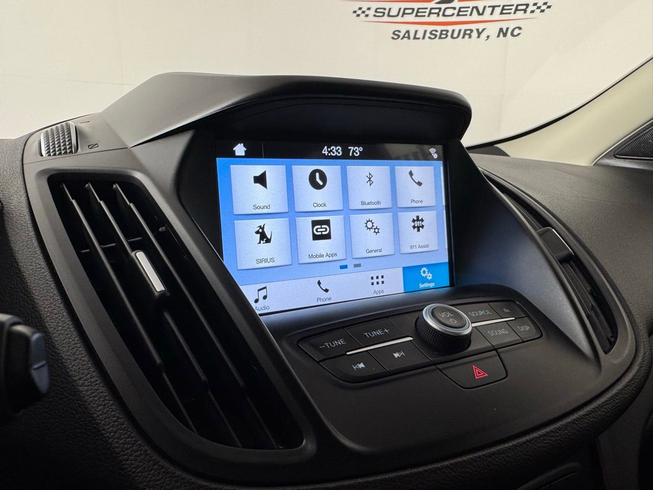 Used 2018 Ford Escape SEL image 21