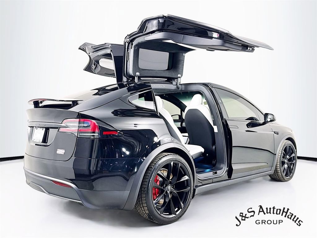 Used 2026 Tesla Model X Plaid image 7