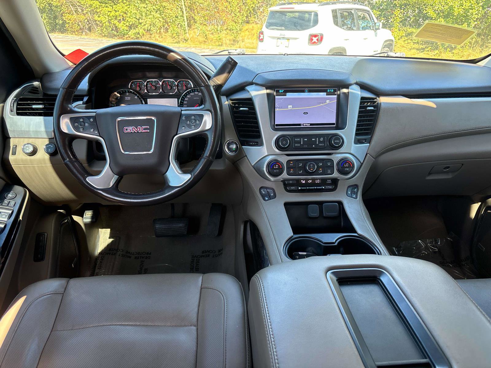Used 2019 GMC Yukon XL SLT w/ Open Road Package image 10