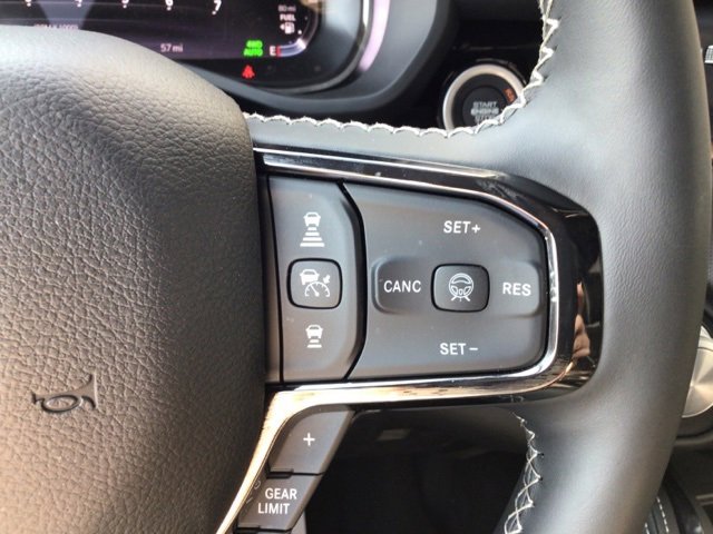 New 2025 RAM 1500 Limited w/ Trailer Tow Group image 23