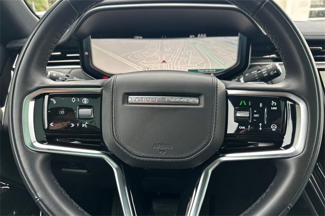 Used 2025 Land Rover Range Rover Sport SE image 23