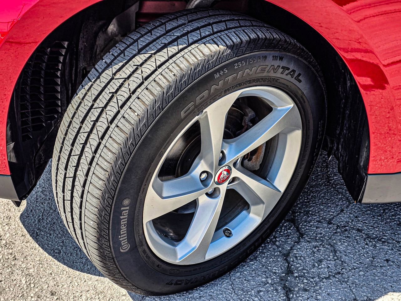 Used 2019 Jaguar F-PACE Premium image 10