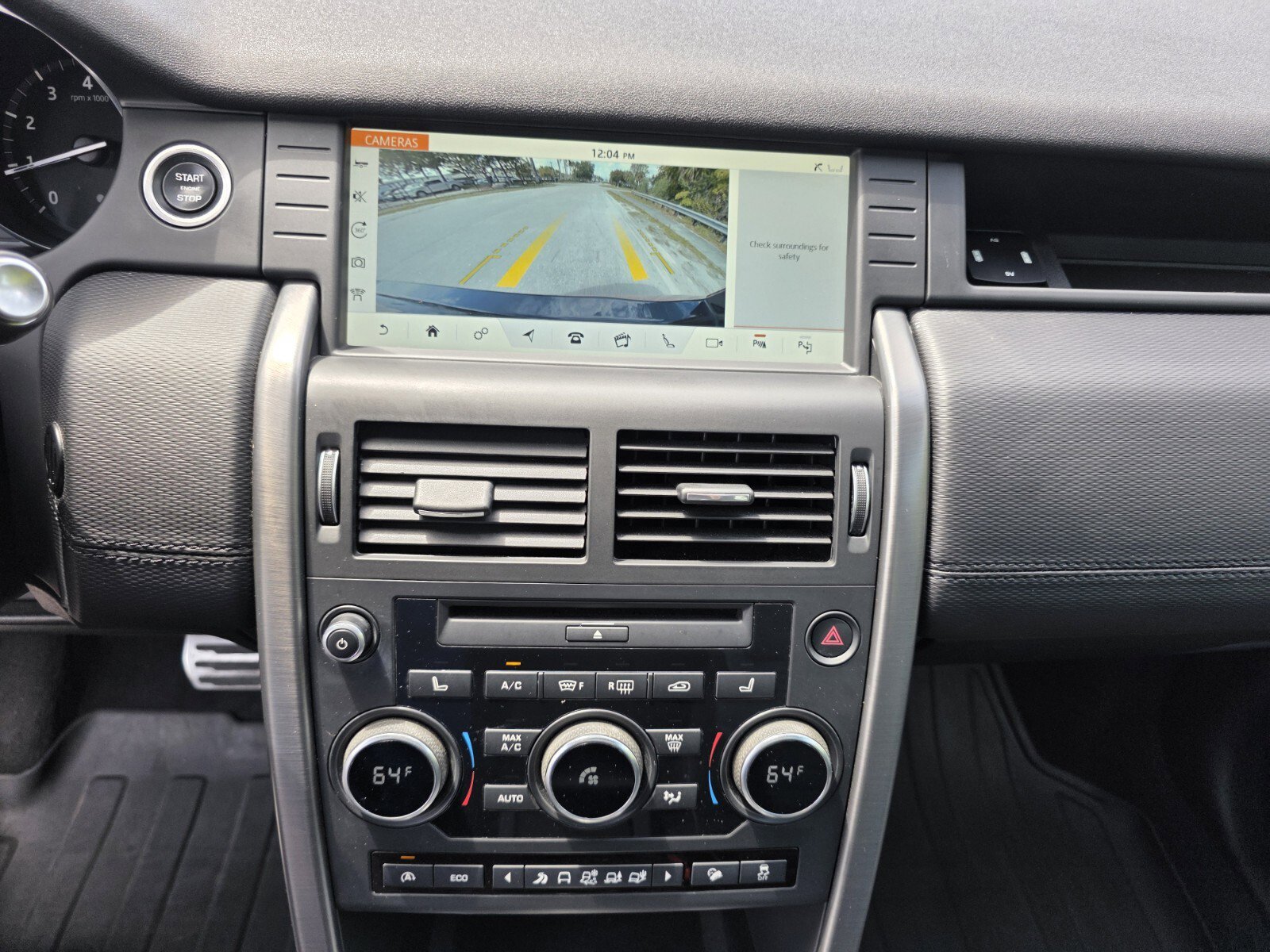 Used 2017 Land Rover Discovery Sport HSE Luxury image 22