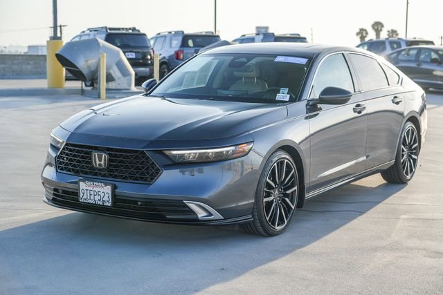 Used 2025 Honda Accord Touring image 7