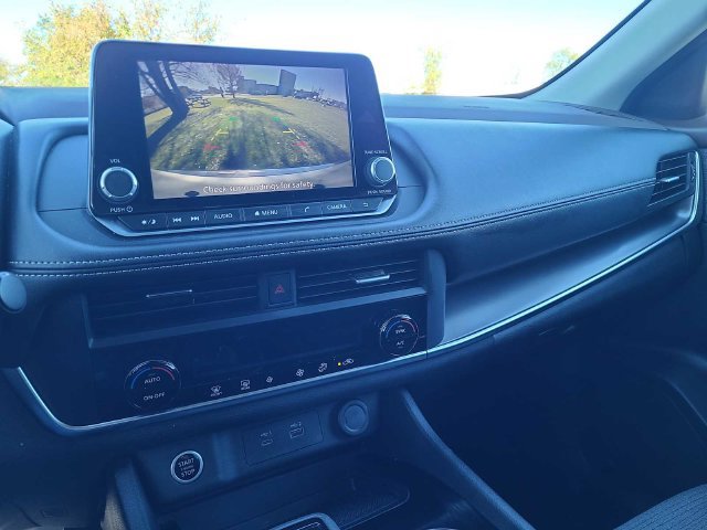 Used 2023 Nissan Rogue SV AWD/4WD image 31