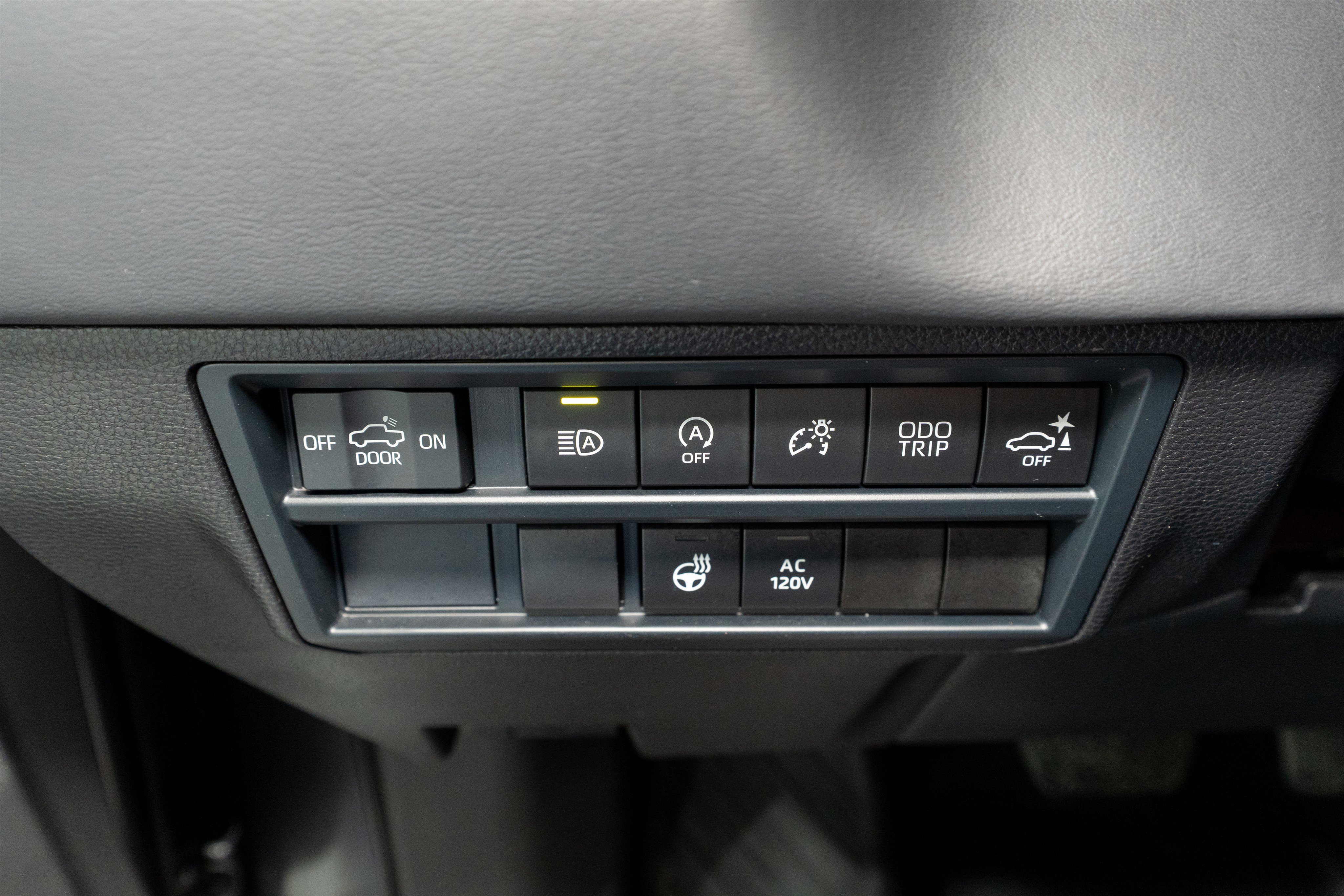 Used 2025 Toyota Tundra Platinum image 35