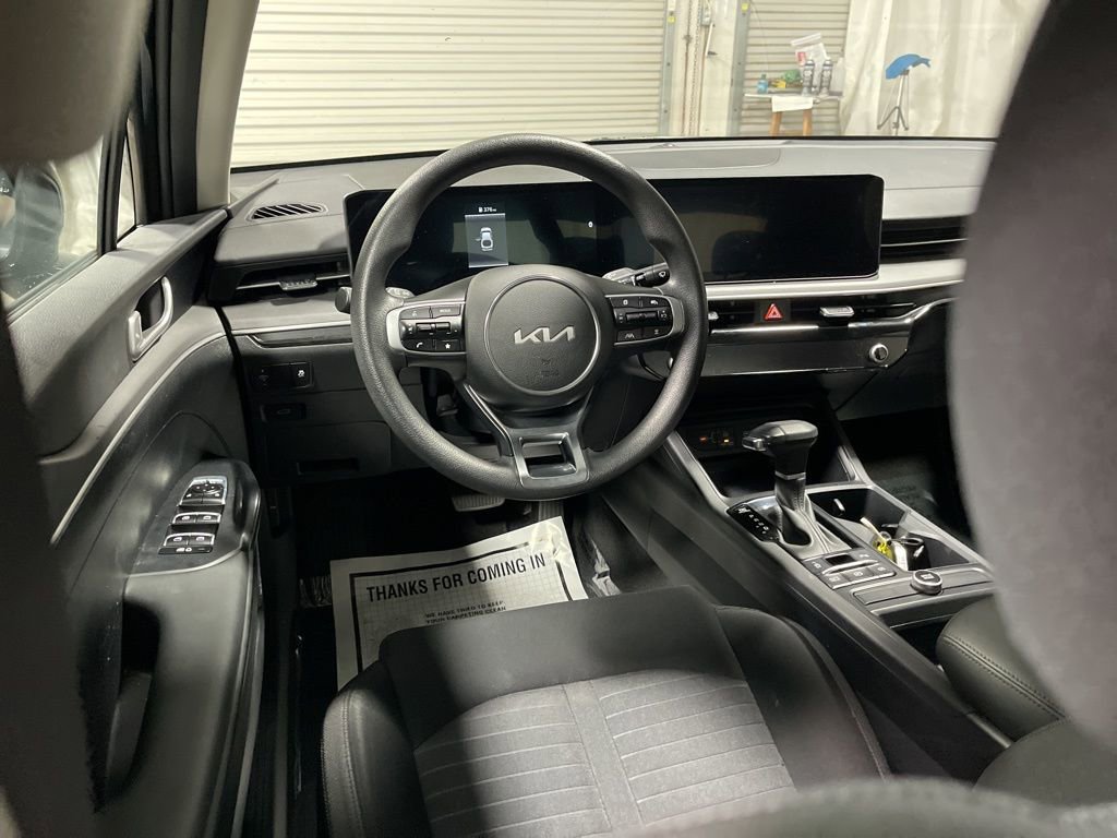 Used 2025 Kia K5 LXS FWD image 17
