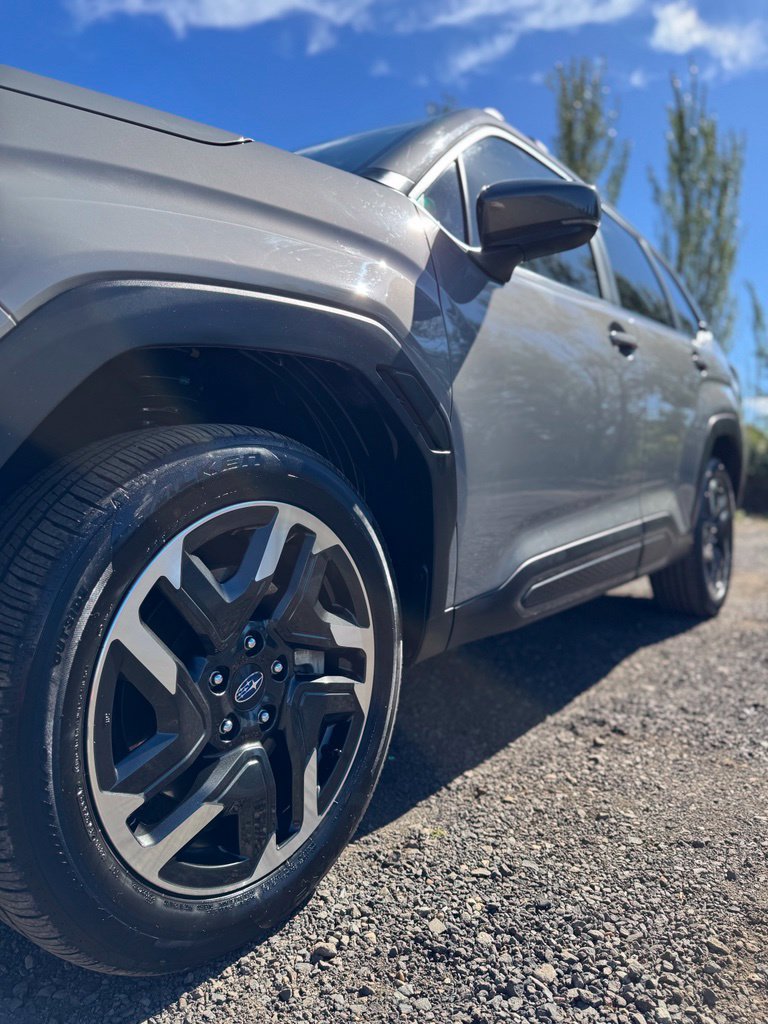 Used 2025 Subaru Forester Limited AWD/4WD image 45