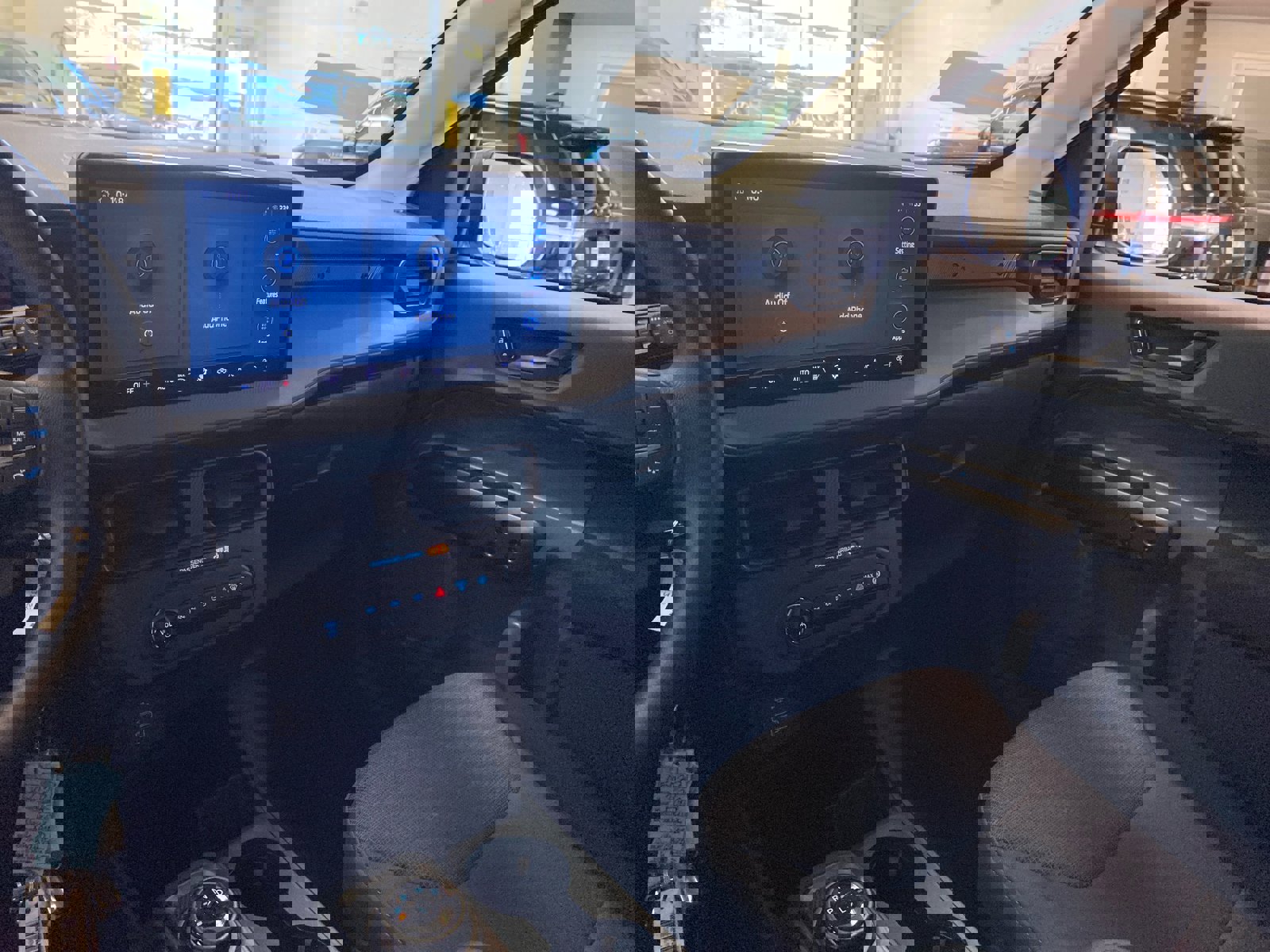 New 2026 Ford Maverick XL image 19